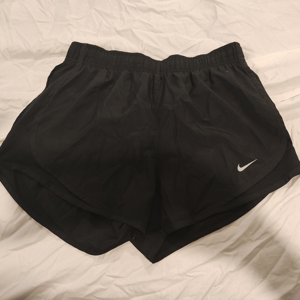 Nike Black Athletic Shorts Lightweight Elastic Waist